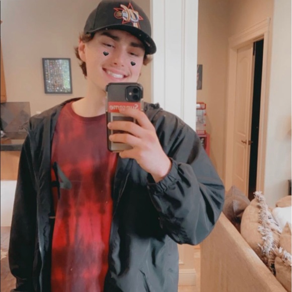 Meet your Posher, Dillon - Picture 1 of 2